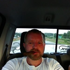 Meet your Posher, Lee